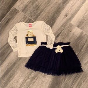 Mini mini 2pcs lace sleeve long sleeve top & tutu.